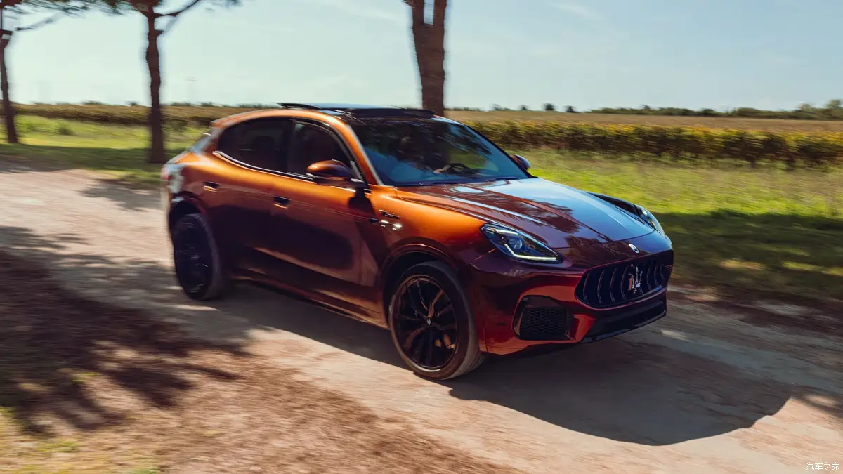 1765876280546520.png 1200x0_1_autohomecar__ChtpWGlAxGSADdTTABg2gBaujI4778.png