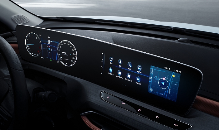 搭载最新eConnect 3.0智能互联科技与双联屏显示功能.jpg